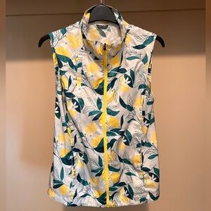 oiselle Yellow & Teal Lemon Print Wind Vest